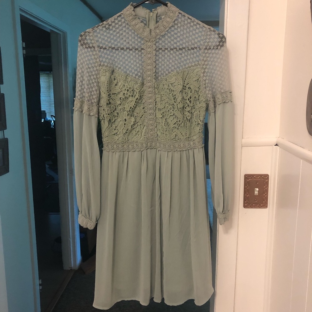 Sage Green Long-Sleeve Dress🧚🏻‍♀️